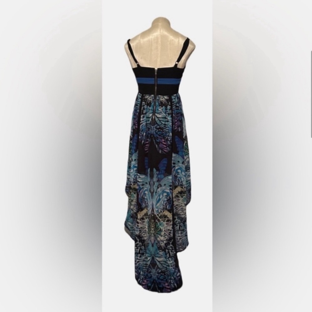 Gorgeous Butterfly Print Dress by Bebe - Picture 3 of 8